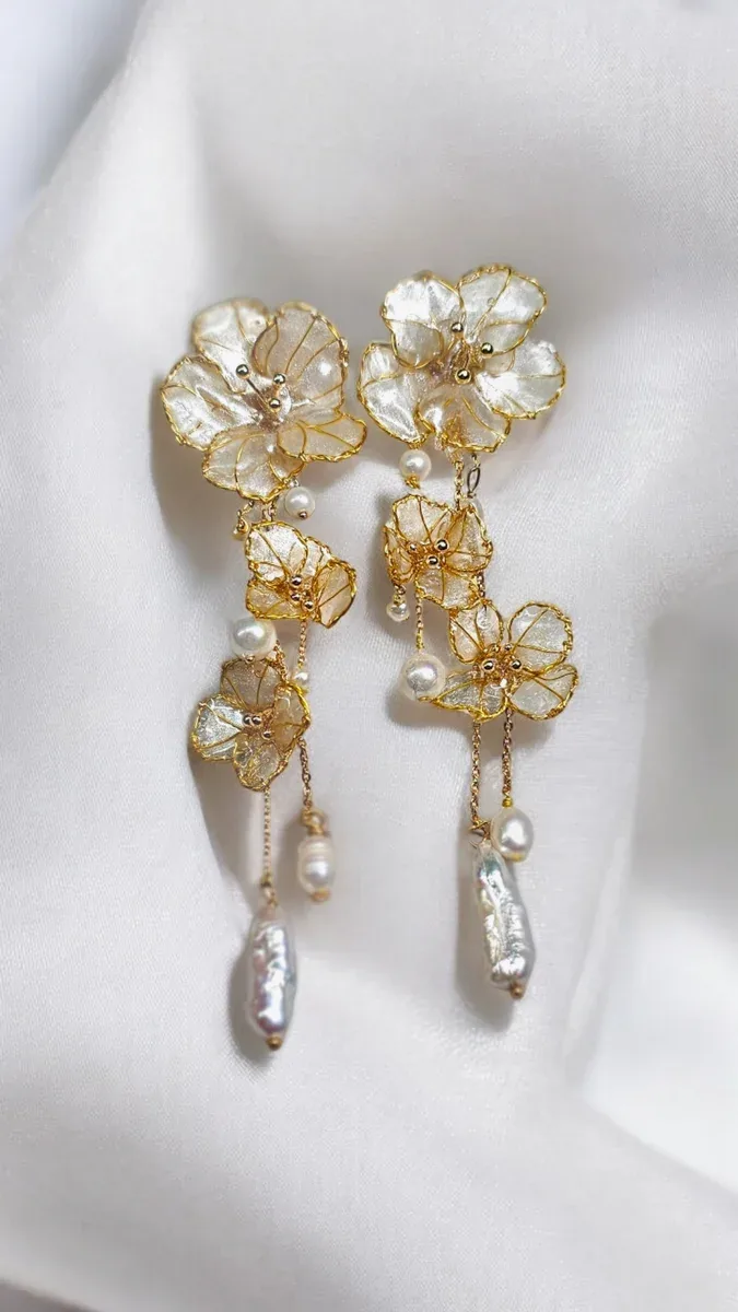 Boucles d'oreilles Lohanah pendantes en cristal pour mariage