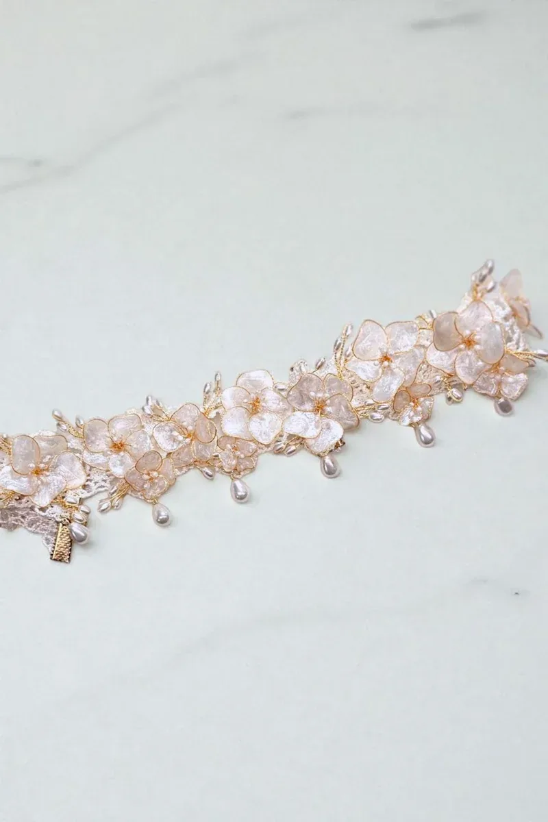Collier choker Constance avec bijou de dos pour mariée