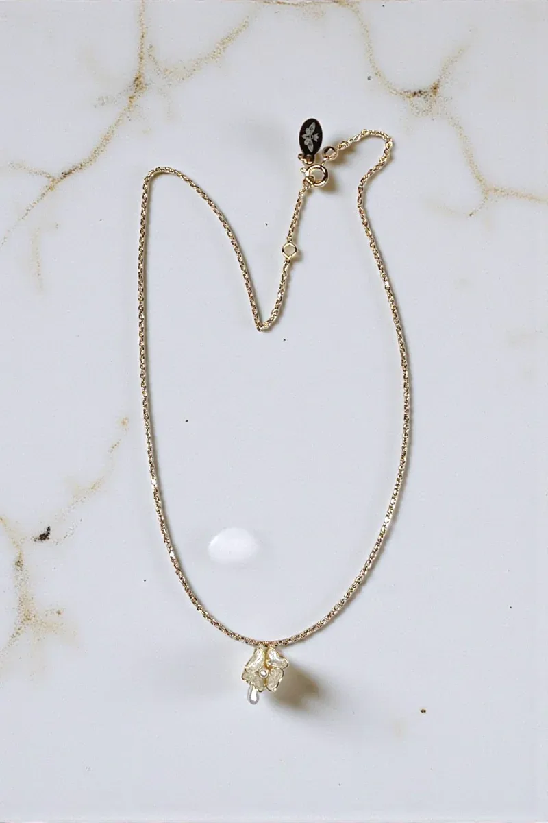Collier Bianca simple et élégant pour mariée