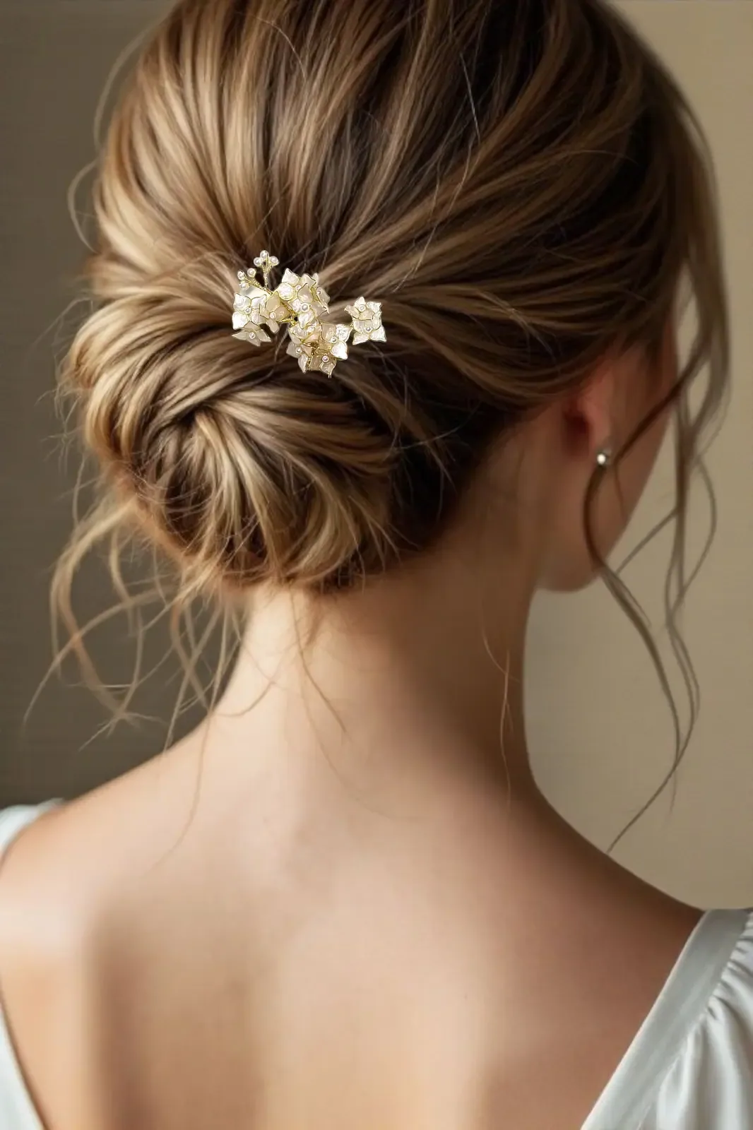 Comment choisir ses bijoux de mariée en fonction de sa coiffure ?