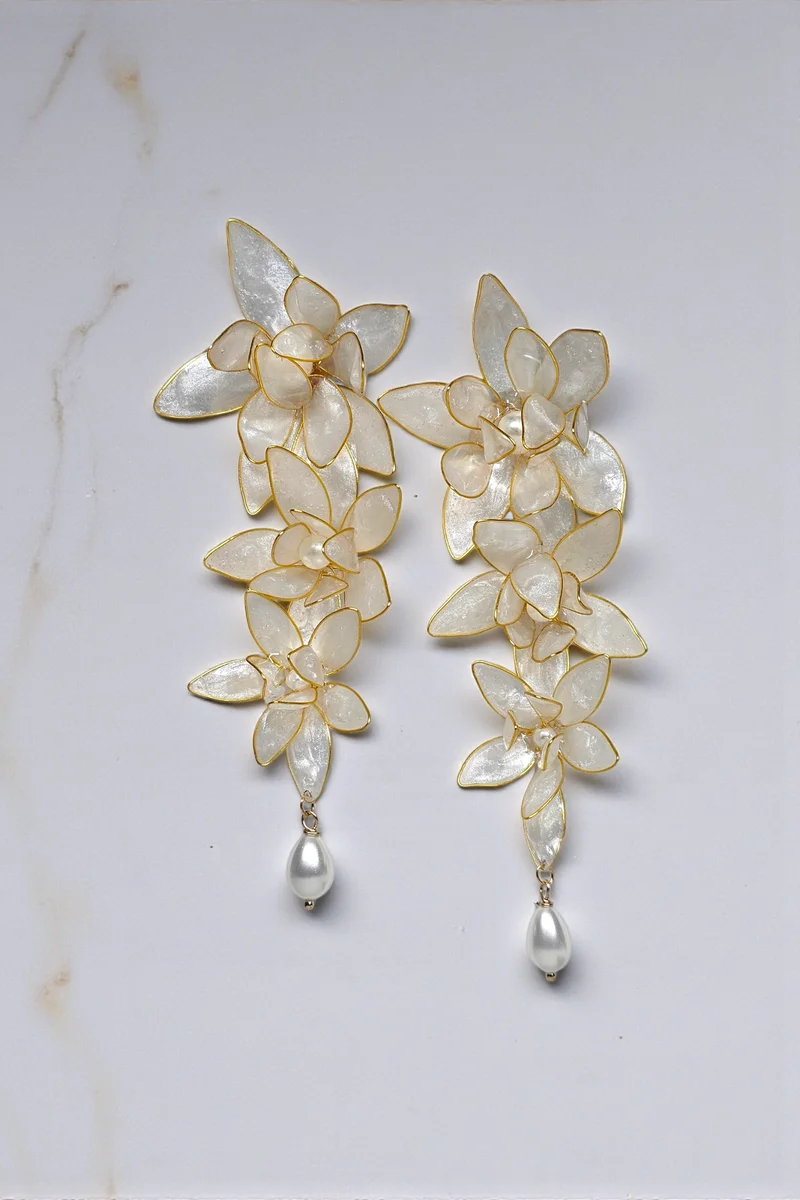 Boucle d'oreille Ève